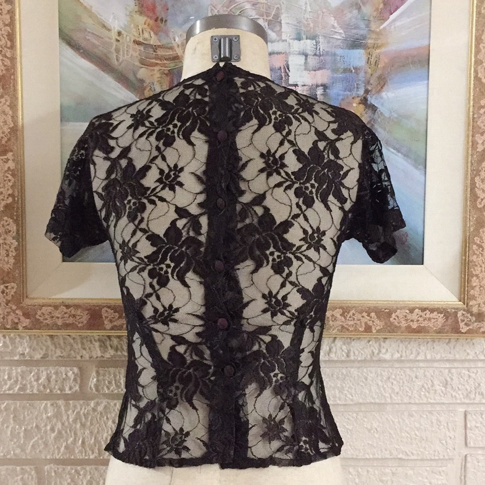 🌹A.B.S California Lace Button Back Shell Top - Picture 4 of 8